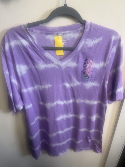 Art Unlimited  Women’s V-Neck Lupine Tee